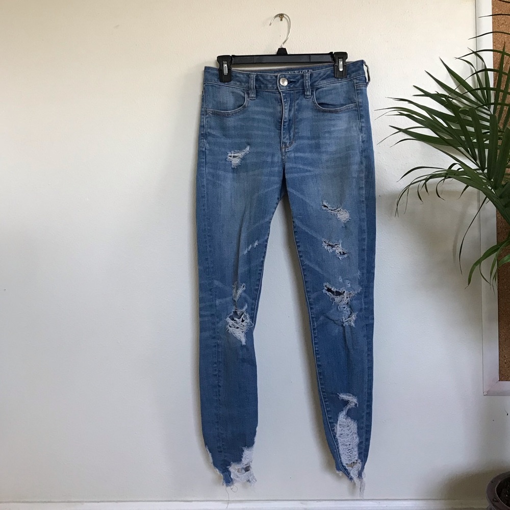 American eagle ripped jeans